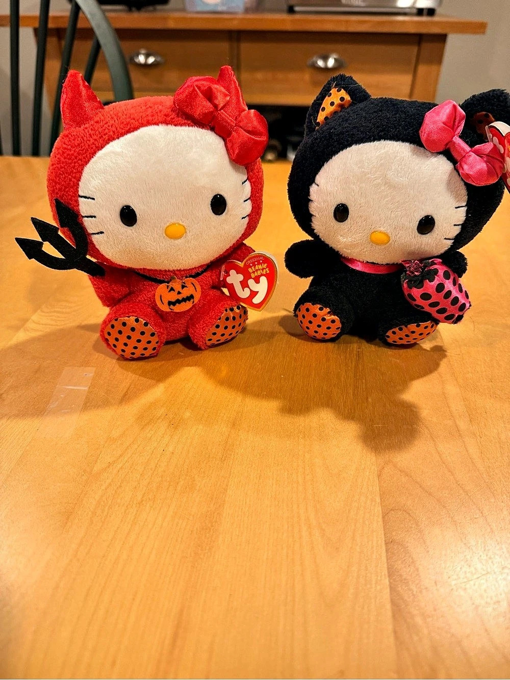 Ty Hello Kitty Red Devil & Black Cat Halloween Costumes (Set of 2) Plush Set